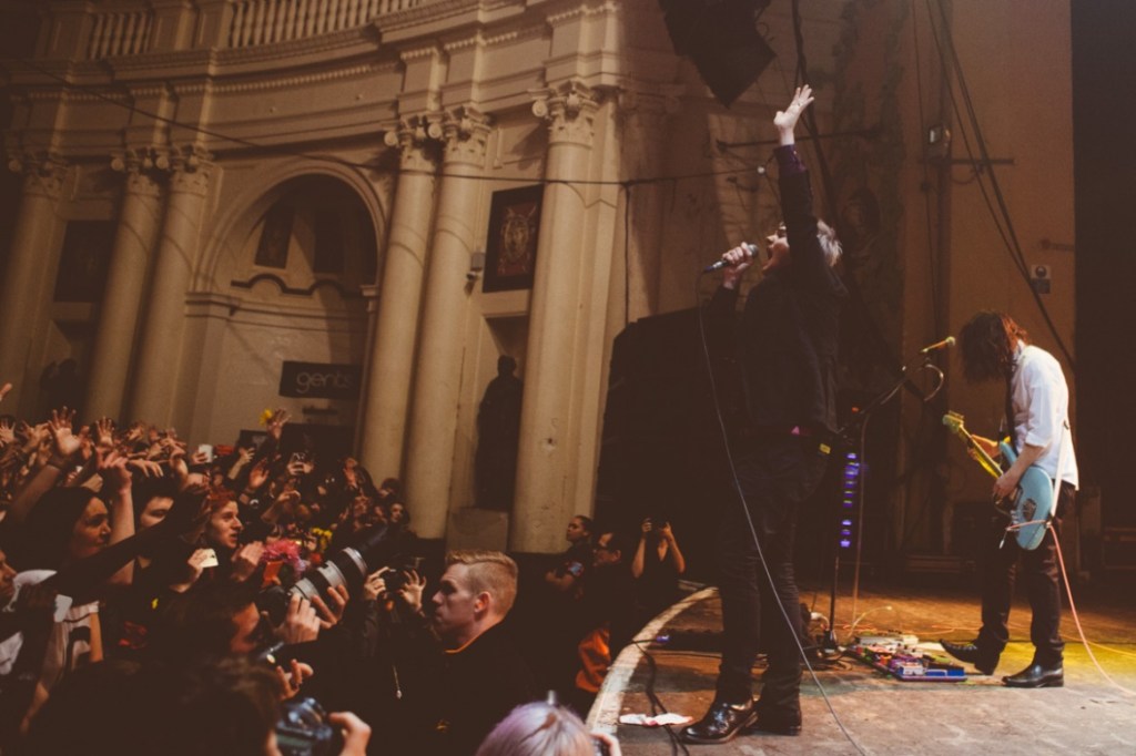 GerardWay-Brixton_Academy_London230115JasonWilliamson_(8)_1058_705_95